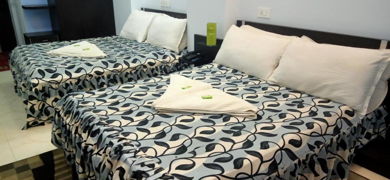 Hotel Barbareek Шилонг Екстериор снимка